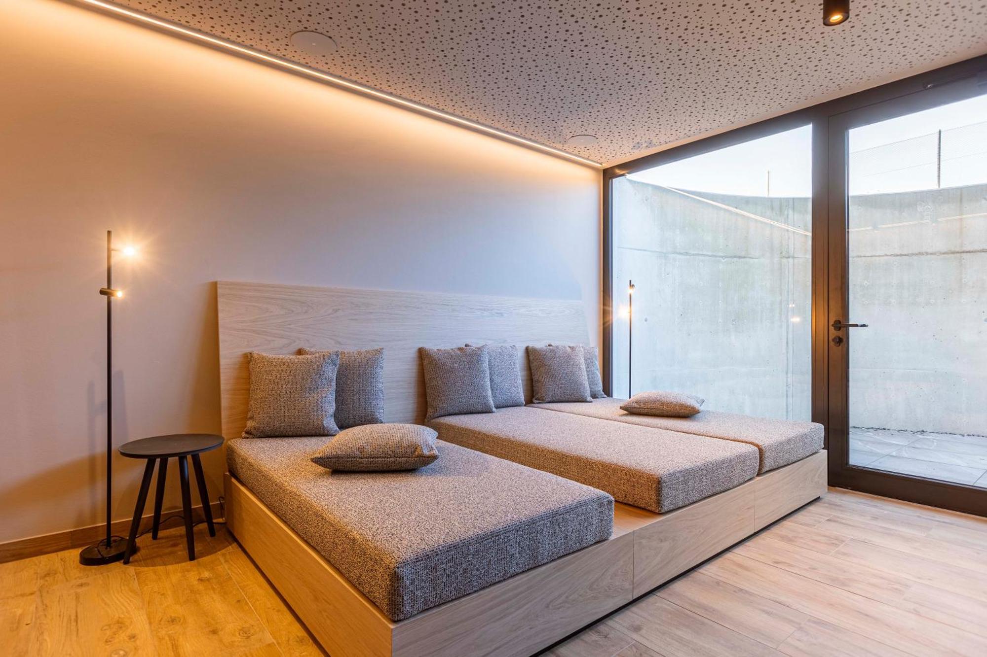 Kitzbuehel Suites By Alps Resorts オーベルンドルフ・イン・チロル エクステリア 写真